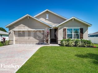 2613 SW 9th Ave, Cape Coral, FL 33914