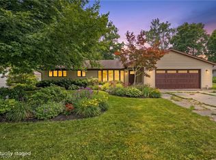 8160 Joyce Rd, Broadview Heights, OH 44147