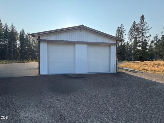 4th image of 52322 Glenwood Dr