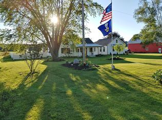 2087 S Croswell Ave, Fremont, MI 49412