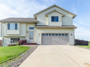 276 Edelweiss Ln, Box Elder, SD 57719