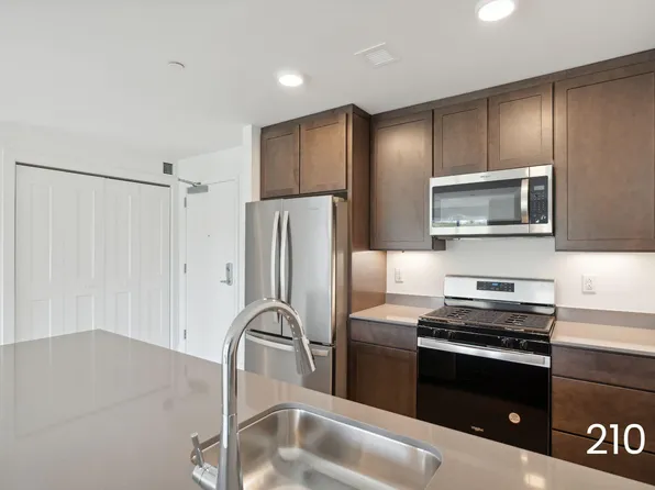 218 Washington Avenue #210, Portland, ME 04101