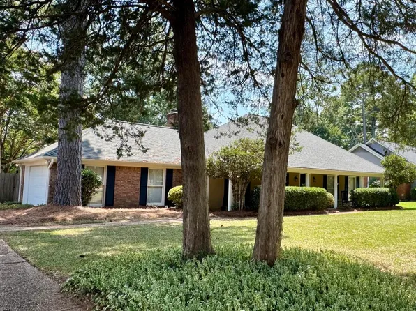 126 Sumac Dr, Madison, MS 39110