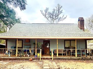 16 H K Stockstill Rd, Carriere, MS 39426