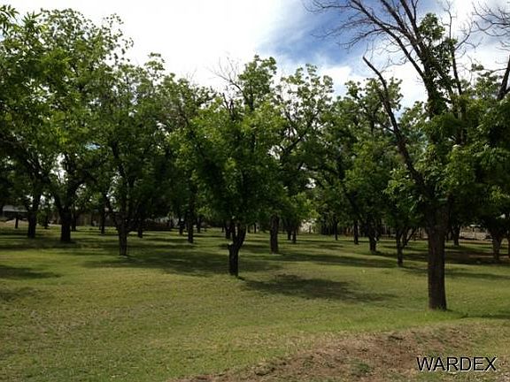 5th image of 1643 Vista Dr