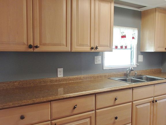 3rd image of 7930 SE Eagle Ave