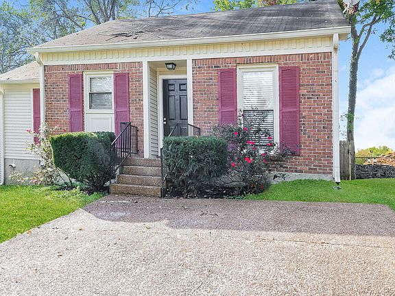 2nd image of 537 Heritage Ln