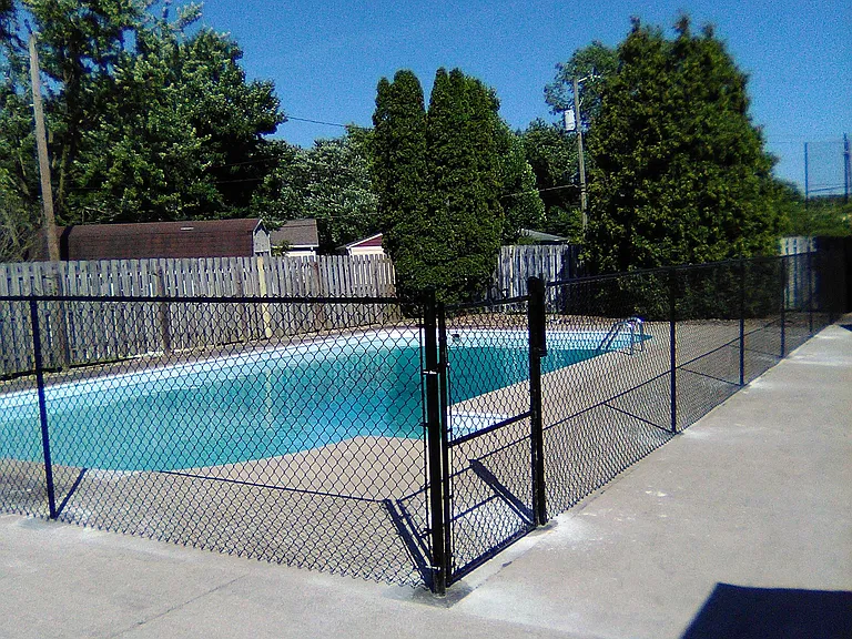 9403 Shenandoah Dr — Photo 3