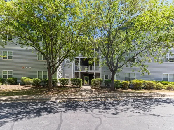 2021 Wolftech Ln APT 303, Raleigh, NC 27603