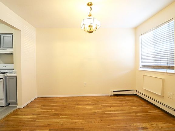 3rd image of 3658 Varian Ave Floor 1