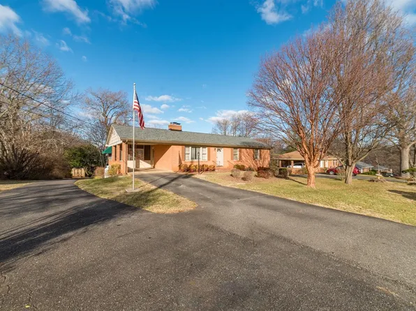 193 Poplar Terrace Dr, Lynchburg, VA 24502