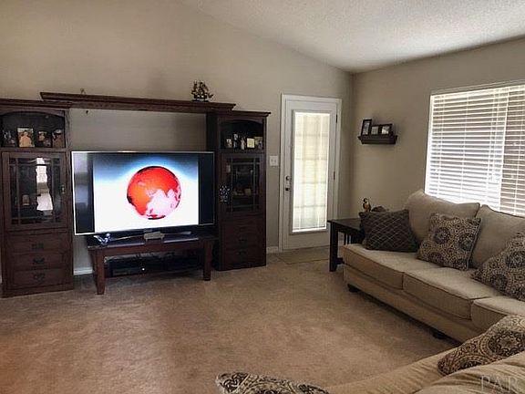 5th image of 10404 Millbrook Dr