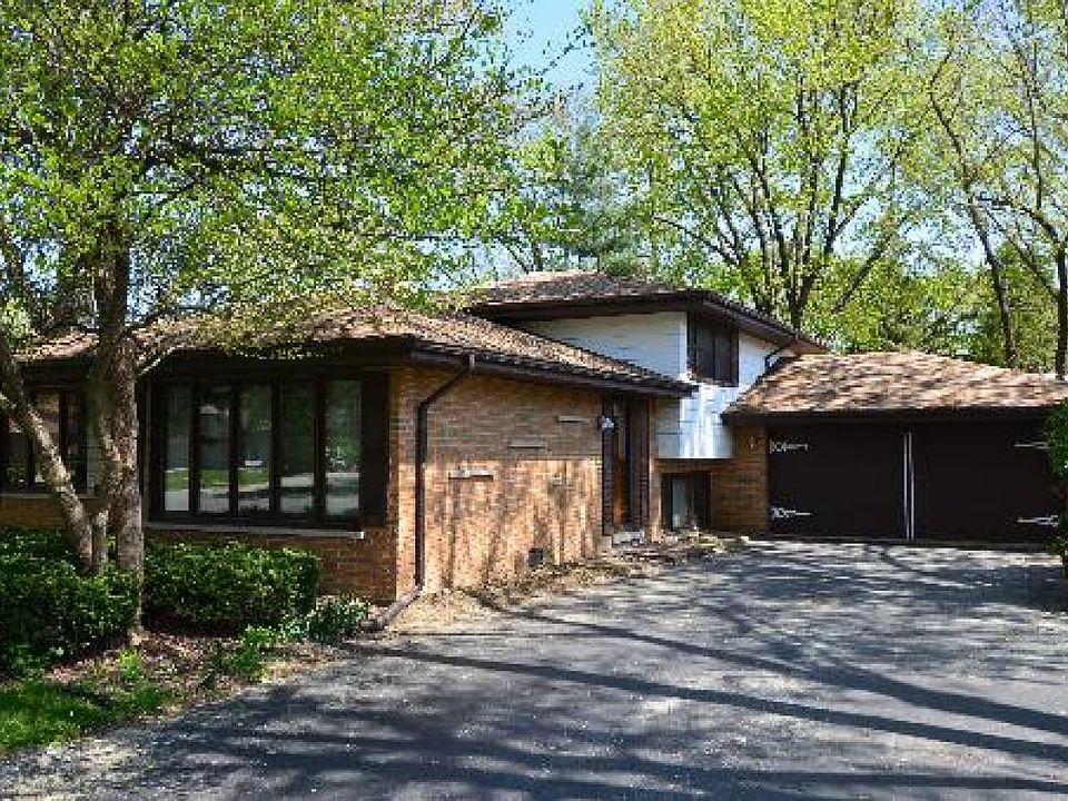 1st image of 12525 Menard Ave