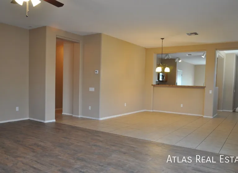5440 W Park St — Photo 3