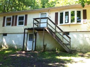 115 Ferris Rd, Hawley, PA 18428