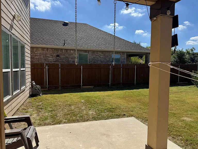 505 Weizenbock Ln — Photo 38