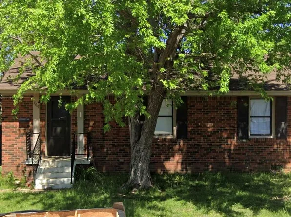 305 E Fairchild Dr, Midwest City, OK 73110