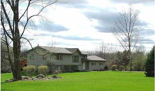 1st image of 7103 Lucy Dr