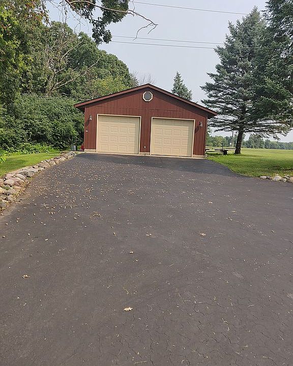2nd image of 8426 Kimbro Ave S