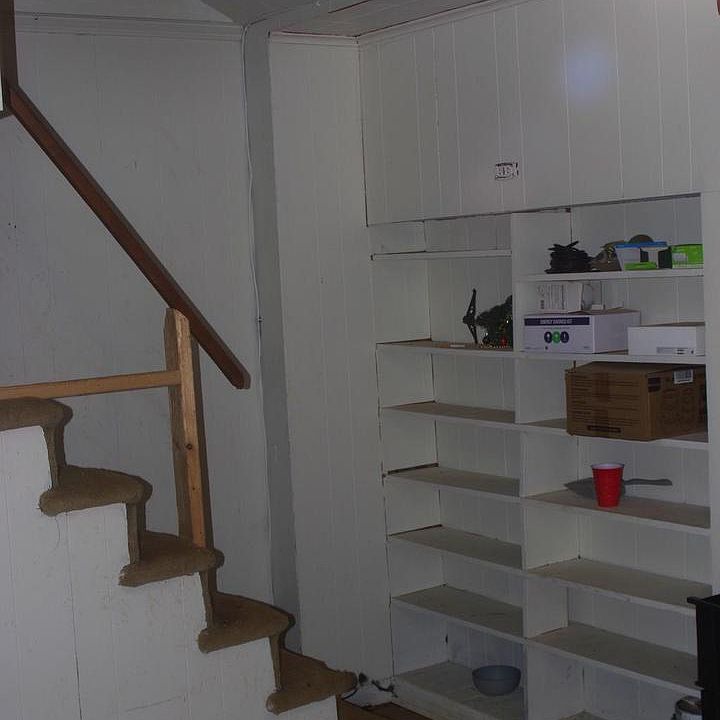 2nd image of 3040 Ascension St