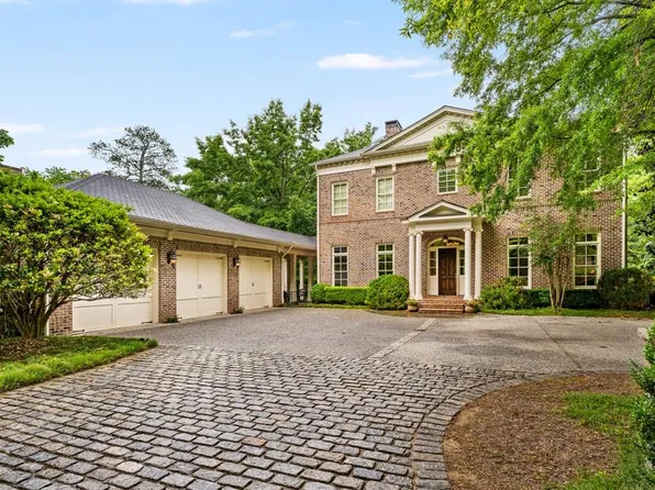 22 Interlochen Dr NE, Atlanta, GA 30342