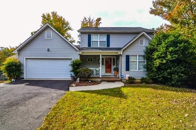 1st image of 324 Timberland Dr