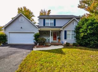 324 Timberland Dr, Montross, VA 22520