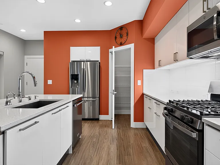 32838 Ten Trails Pkwy SE — Photo 8