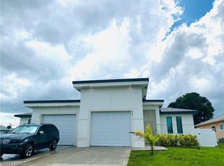922-924 SE 6th Ct, Cape Coral, FL 33914
