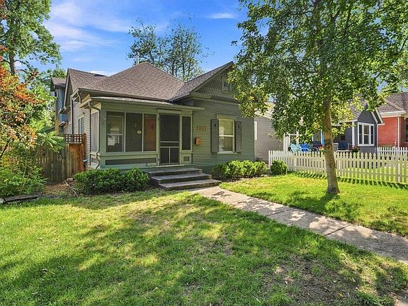 4th image of 1011 W Mountain Ave