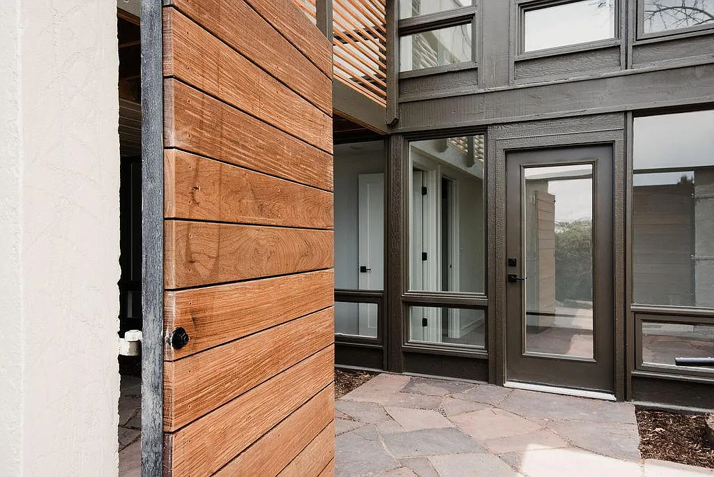 2020 Mount Zion Drive — Photo 3