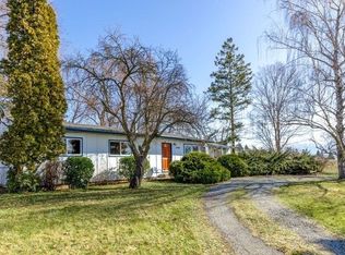 2100 N Valley View Rd, Ashland, OR 97520