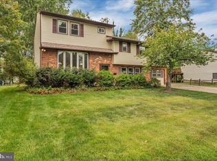 923 Deland Ave, Cherry Hill, NJ 08034