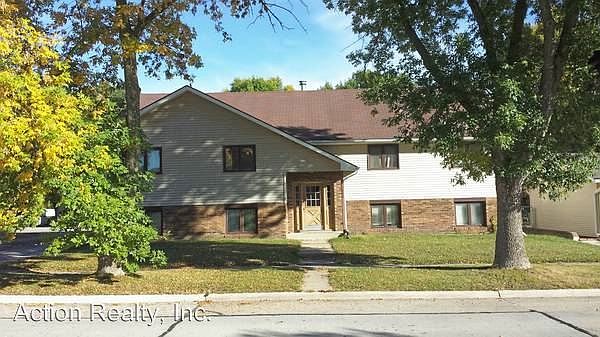 1st image of 2648 4th Ave N APT 1