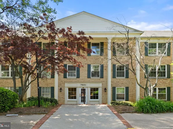 7651 Tremayne Pl APT 207, Mc Lean, VA 22102