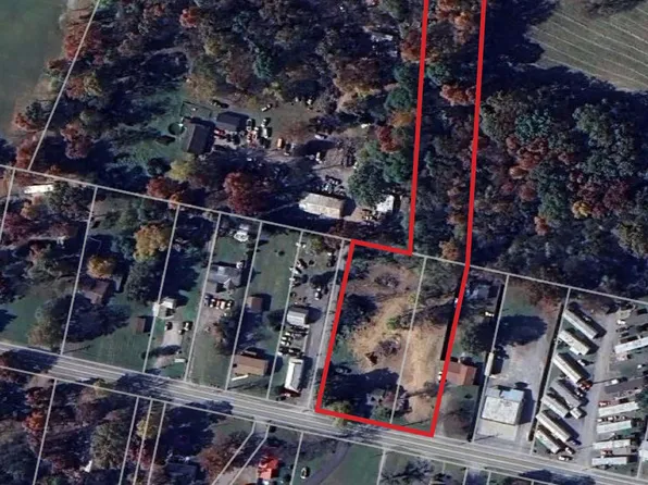 1695 Rock Cliff Dr, Martinsburg, WV 25401