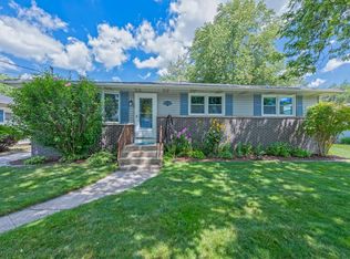 2847 43rd St, Highland, IN 46322