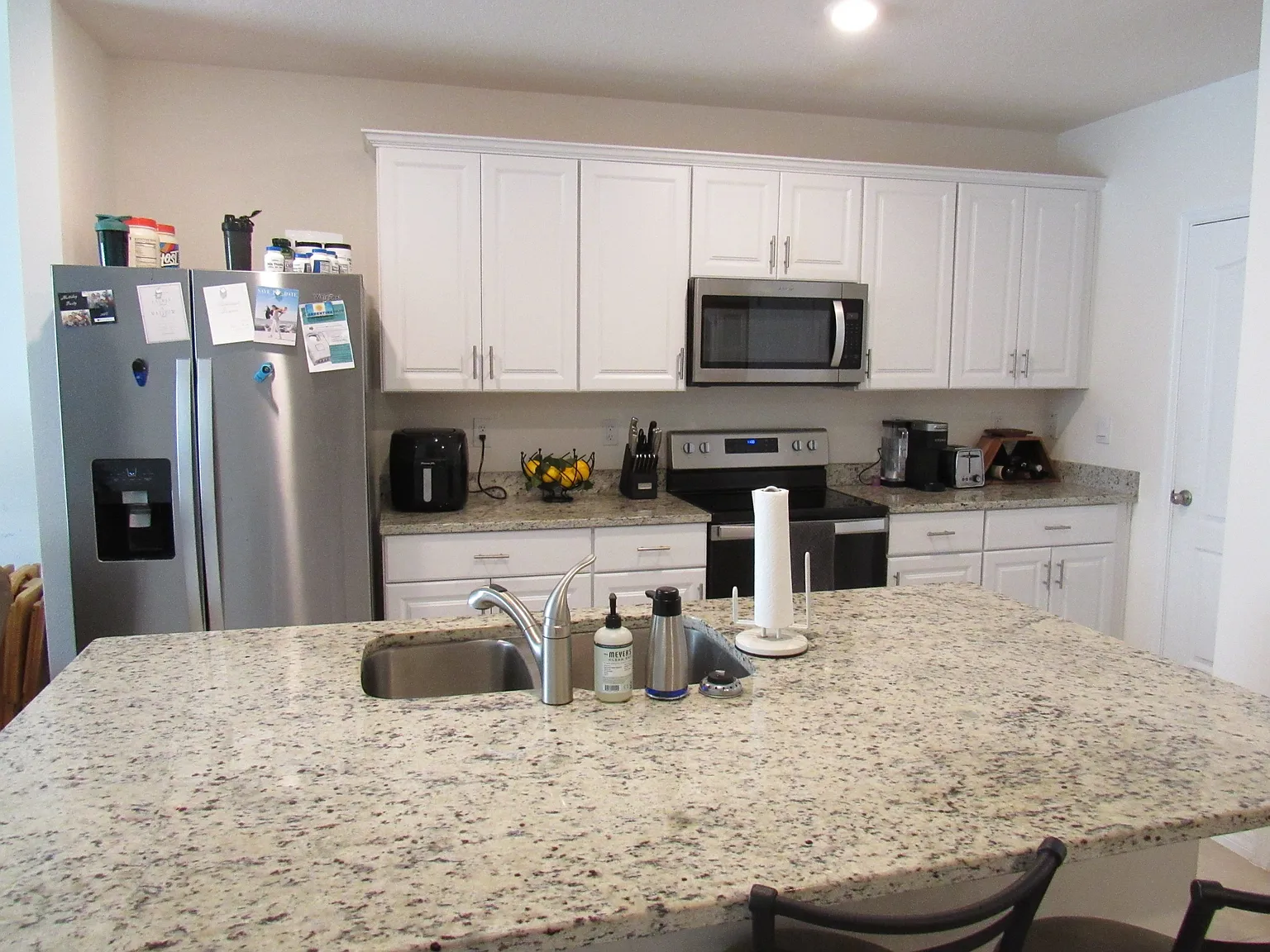 Port Orange - 2 Bed, 2.5 Bath Townhome, Just $1,995/Mo — Photo 4