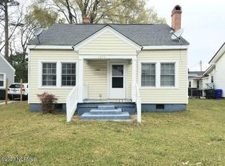 1402 Myrtle St, Greenville, NC 27834