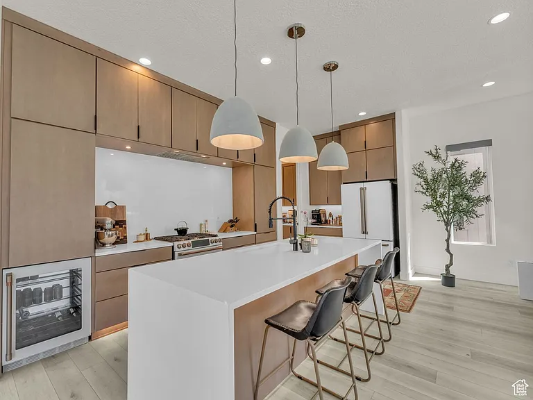11609 S Dorian Dr — Photo 10