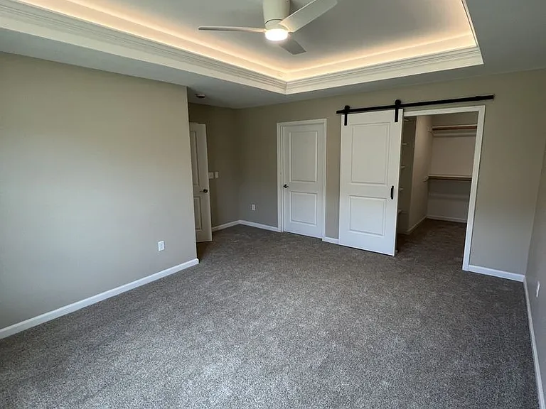 1063 Anchor Ave W — Photo 14