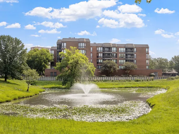 (undisclosed Address), Hinsdale, IL 60521