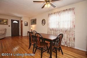 5th image of 3304 Acacia Ave