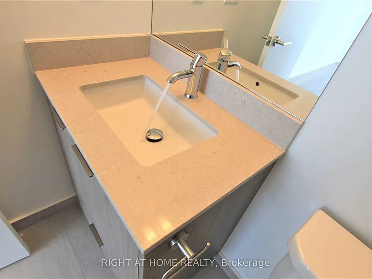 38 Forest Manor Rd #1702 — Photo 11