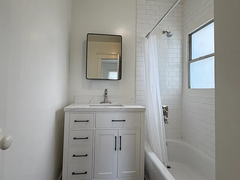 New vanity & cabinets