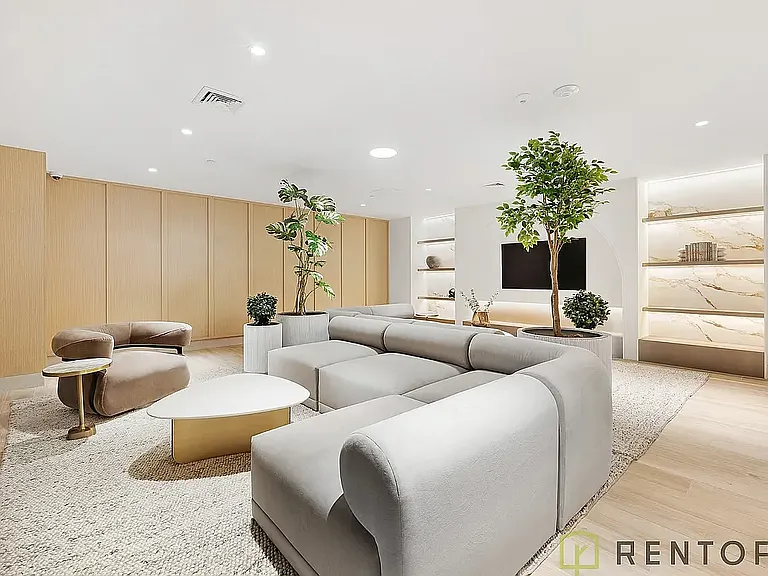 622 11th Ave #1109 — Photo 35
