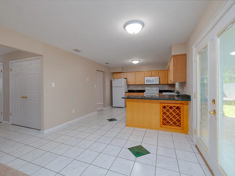 1789 Moonstone Dr — Photo 14