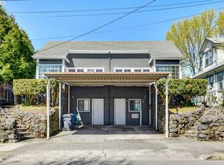 2133 SE Madison St, Portland, OR 97214
