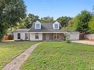 3525 Brookshire Dr, Pensacola, FL 32504