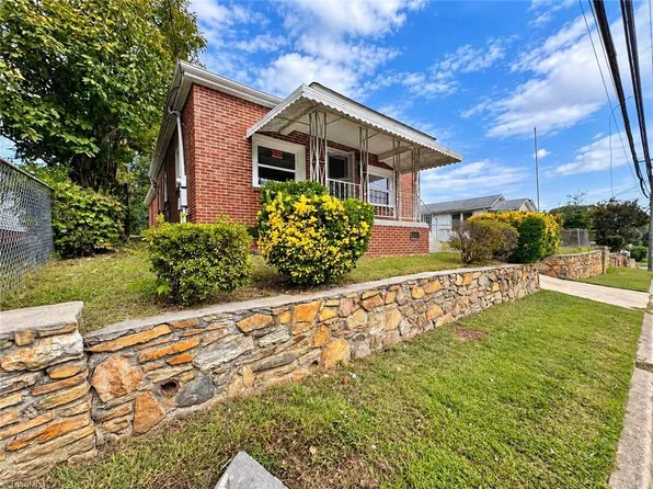 2325 Booker St, Winston Salem, NC 27105